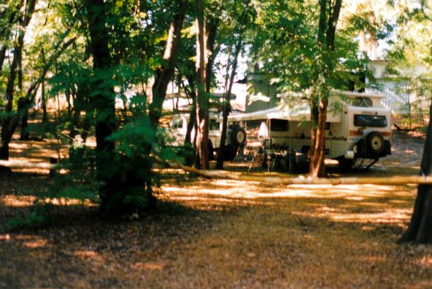 Resize of 06-01-2003 08 our van in Grove adels.jpg