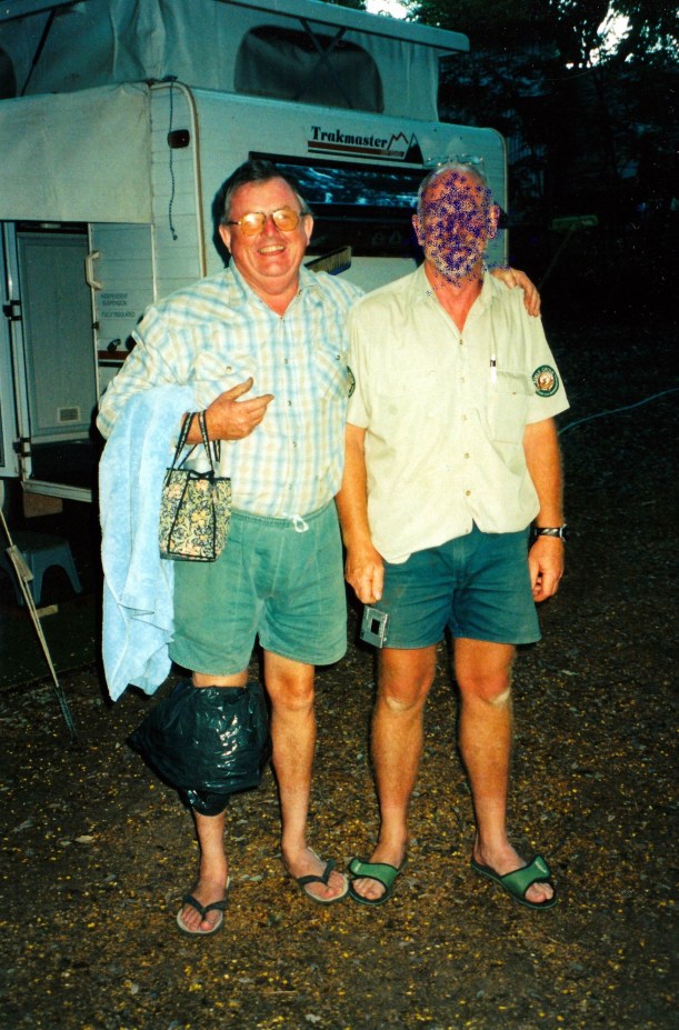 Resize of 06-11-2003 03 john and dave and cut knee.jpg