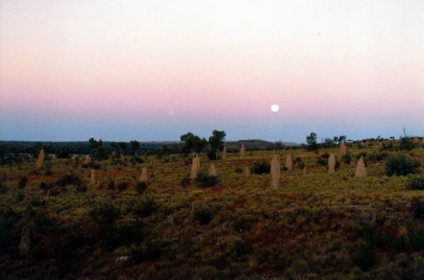 Resize of 06-13-2003 02 bill hill full moon over century