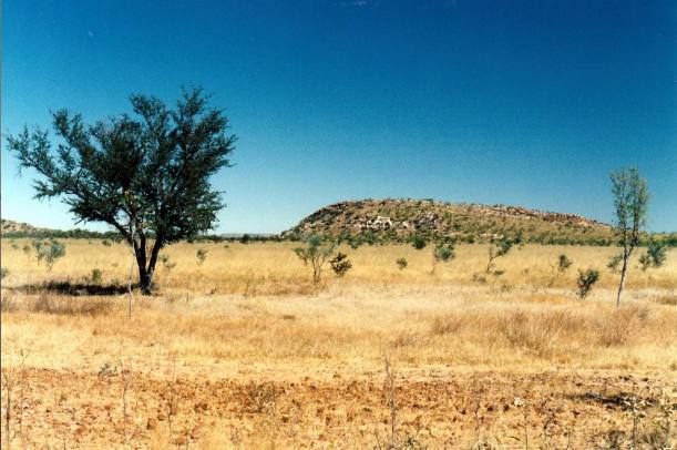 Resize of 06-20-2003 02 on Lawn Hill Station Tk to Edith Springs.jpg