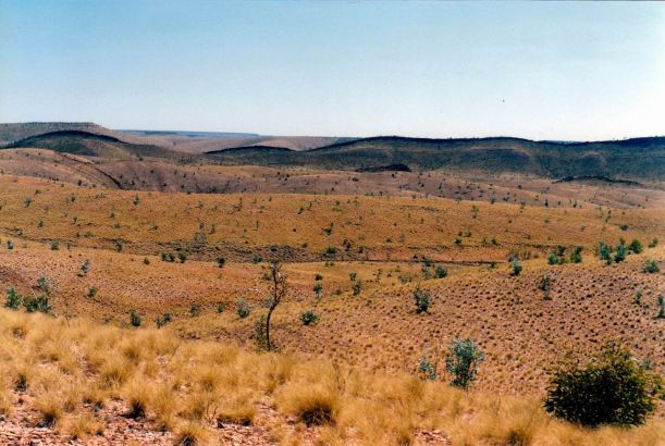 Resize of 08-04-2003 11 on way to Chilli Gorge