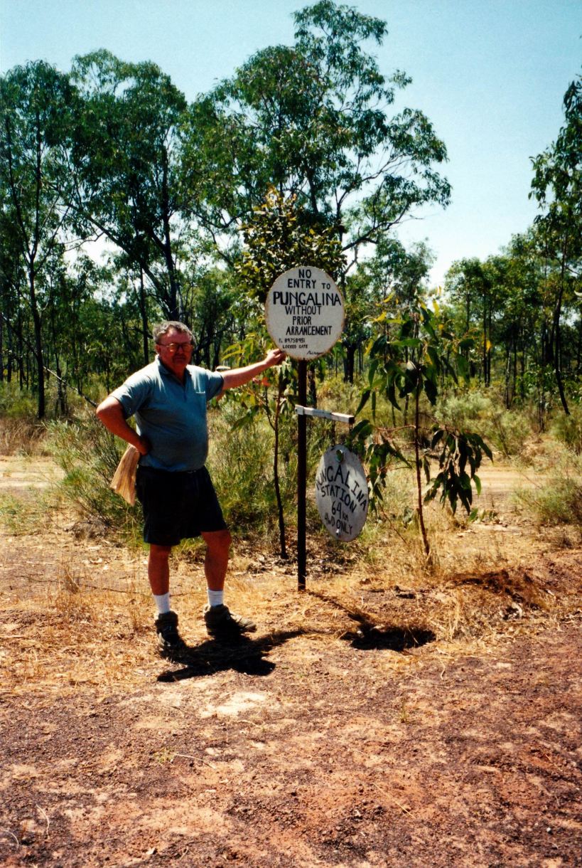 Resize of 09-14-2003 01 turn off to Pungalina from Gulf Track.jpg