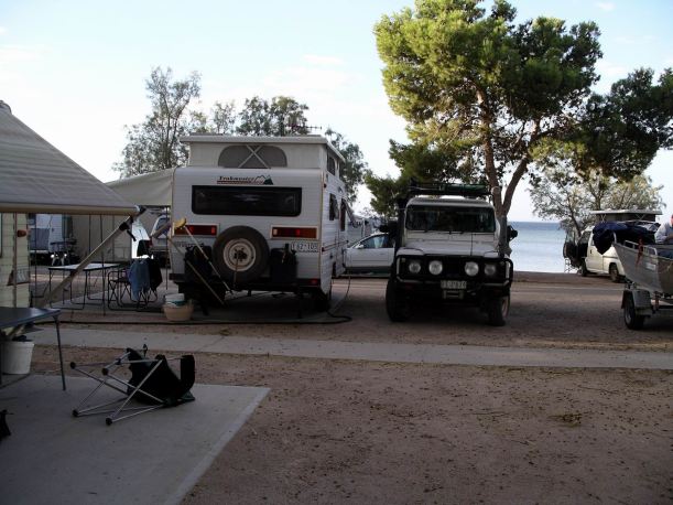 Resize of 04-02-2004 Streaky Bay camp.jpg