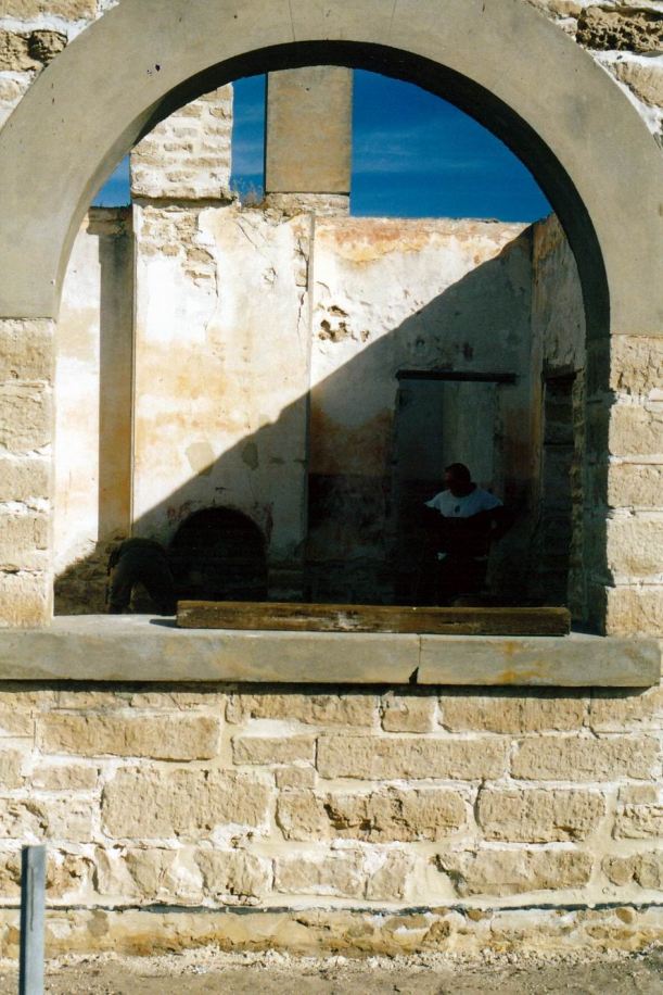 Resize of 05-06-2004 in ruin