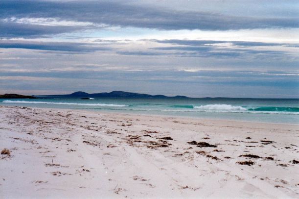 Resize of 05-10-2004 01 thomas river beach.jpg