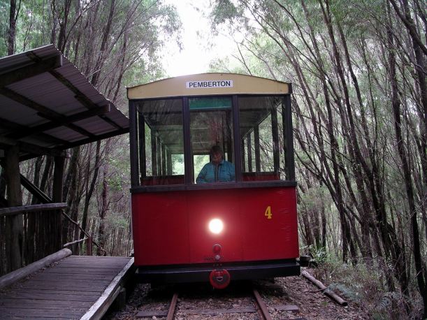 Resize of 05-24-2004 20 Pemberton tram at Warren River.JPG
