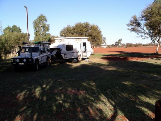Resize of 06-24-2004 07 Camp Murchison Settlement.JPG
