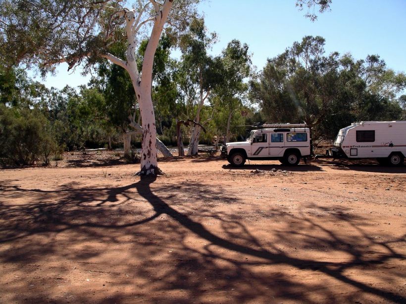 Resize of 06-25-2004 01 north of Murchison Settlement