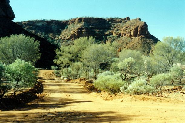 Resize of 06-30-2004 01 track to north Kennedy Ranges.jpg