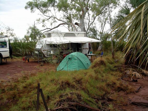 Resize of 07-12-2004 09 Millstream camp site.JPG