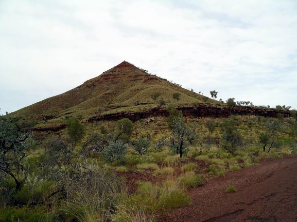 Resize of 07-16-2004 21 Wittenoom peak.JPG