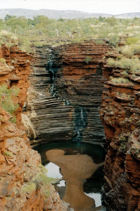 Resize of 07-20-2004 17 Joffre Gorge view down.jpg