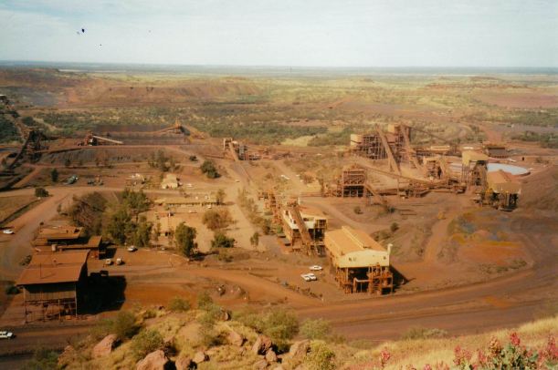 Resize of 07-23-2004 07 mine structures.jpg