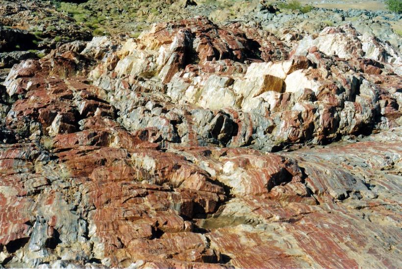 Resize of 07-26-2004 05 jasper bar.jpg