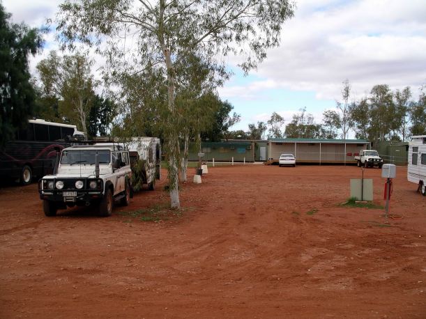 Resize of 07-30-2004 03 Nanutarra Road House Dry (2).JPG