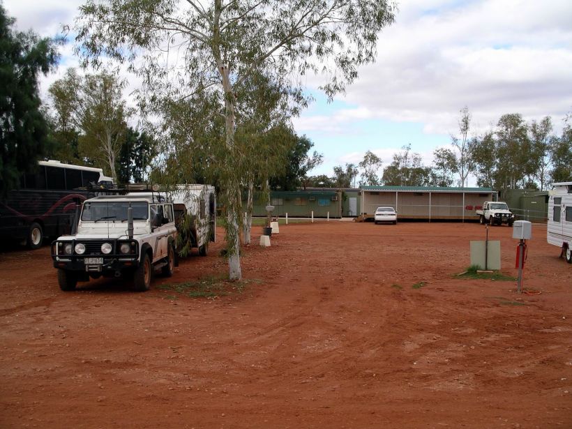 Resize of 07-30-2004 03 Nanutarra Road House Dry (2).JPG