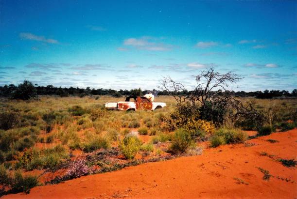 Resize of 08-31-2004 03 many derelicts.jpg