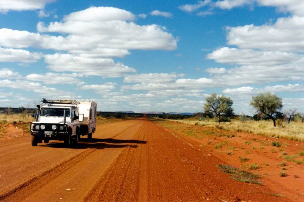 Resize of 08-31-2004 05 more Great Central road.jpg