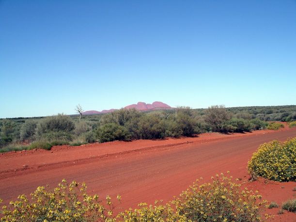 Resize of 09-02-2004 42 Olgas from Gunbarrel approach 2.JPG