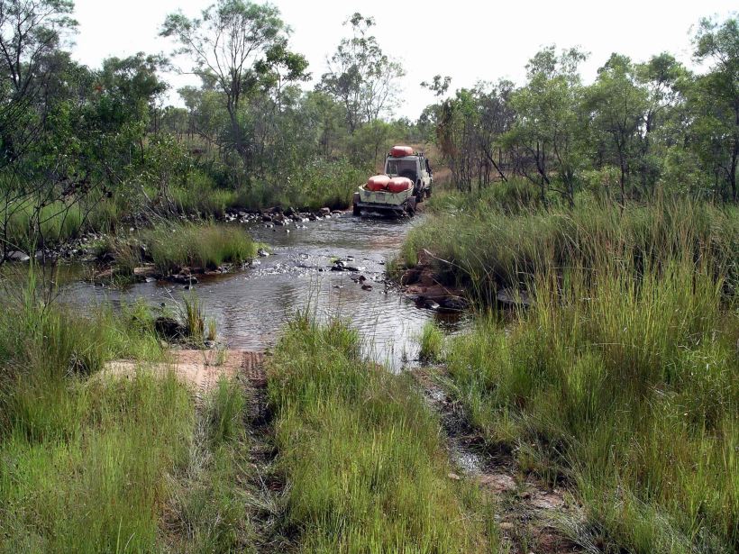 Resize of 04-10-2005 06 Owen Showing the Way