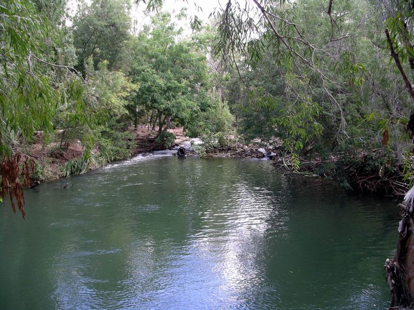 Resize of 3-19-2005 Lawn Hill Crk and rapids Adels.jpg