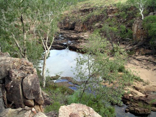 Resize of 05-07-2005 07 Hot Dog Creek 5.JPG