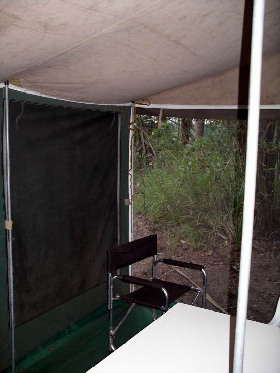 Resize of 05-07-2005 35 Tree Snake in Dining Tent 3.JPG