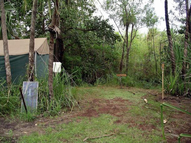 Resize of 04-23-2005 09 Dining Tent Surrounds.JPG