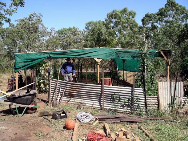 Resize of 05-27-2005 03 Shade Cloth Done 3.JPG