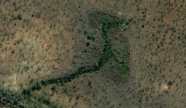 Resize of 06-12-2005 aerial Bubbling Sands.JPG