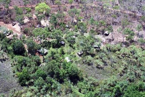 Resize of 08-02-2005 02 aerial pic safari camp