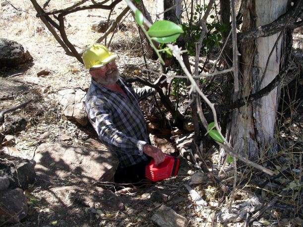 Resize of 08-30-2005 03 Cave Explorer