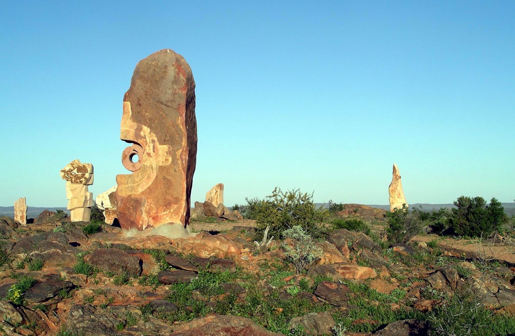 Resize of 09-27-2005 14 Desert Sculptures Broken Hill