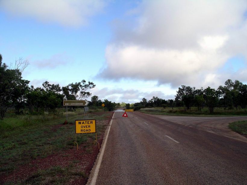 Resize of 04-29-2006 02 Daly Waters