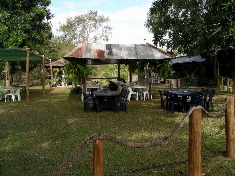 Resize of 06-14-2006 39 Monsoon bus area 3