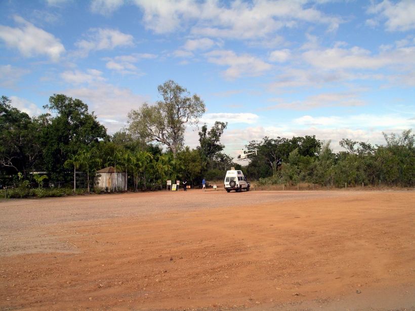 Resize of 06-14-2006 21 Monsoon parking area 2