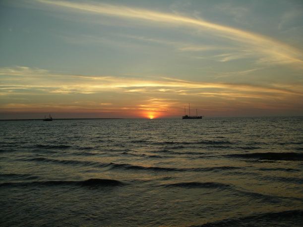 Resize of 08-10-2006 07 mindil sunset7