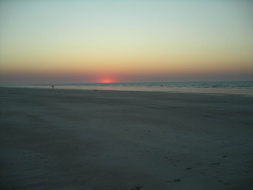 Resize of 09-15-2006 Sunset 80 Mile Bch Sept 12