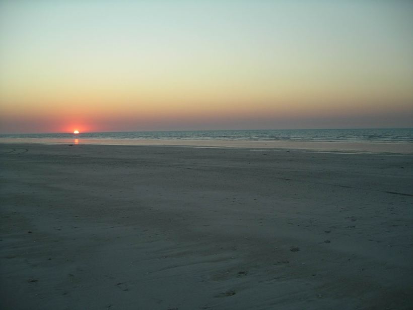 Resize of 09-15-2006 Sunset 80 Mile Bch Sept 8