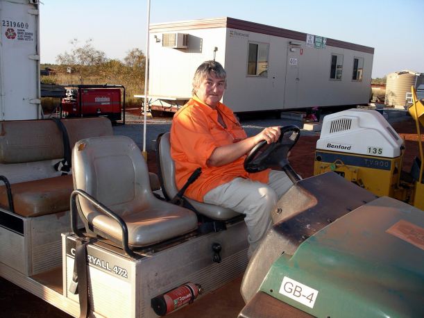 Resize of 09-23-2006 07 Wendy at work 4