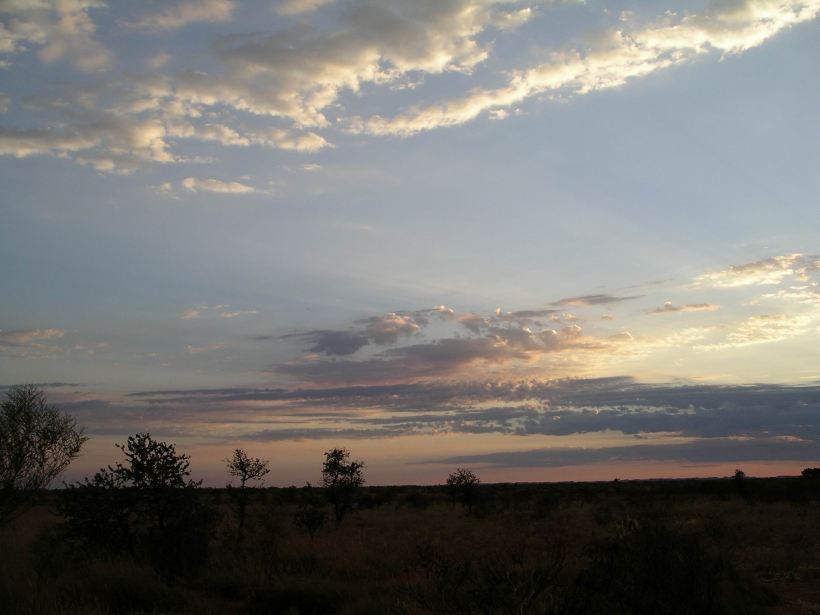 Resize of 10-28-2006 Pilbara dusk 2