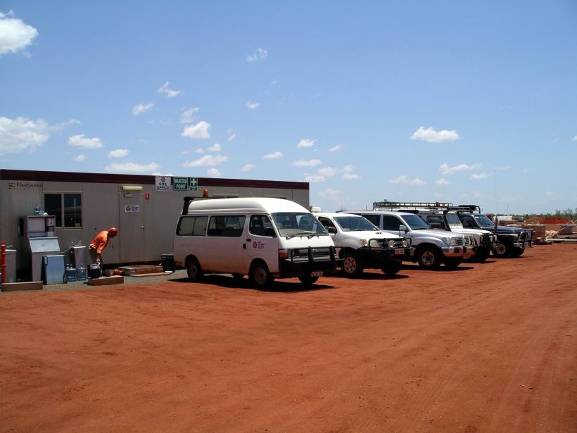 Resize of 11-01-2006 RV1 site office