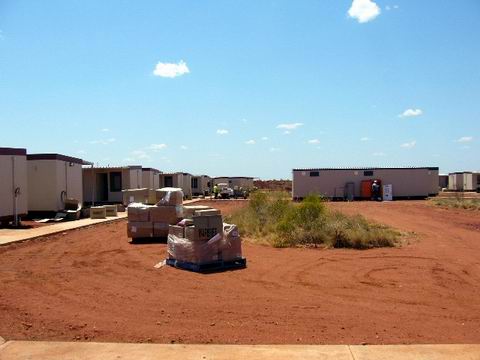 Resize of 11-08-2006 Spotless unpacking on Pod B